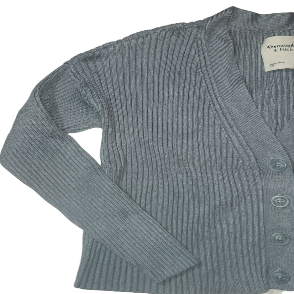 Women's Abercrombie & Fitch M Light Pastel Blue Ribbed Cropped Cardigan NWOT - Picture 3 of 8
